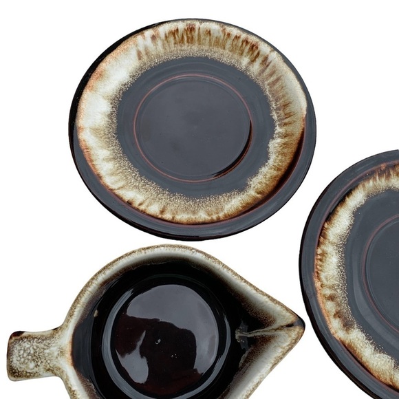 Pfaltzgraff Gourmet Brown Drip Creamer + Saucers - Picture 3 of 4